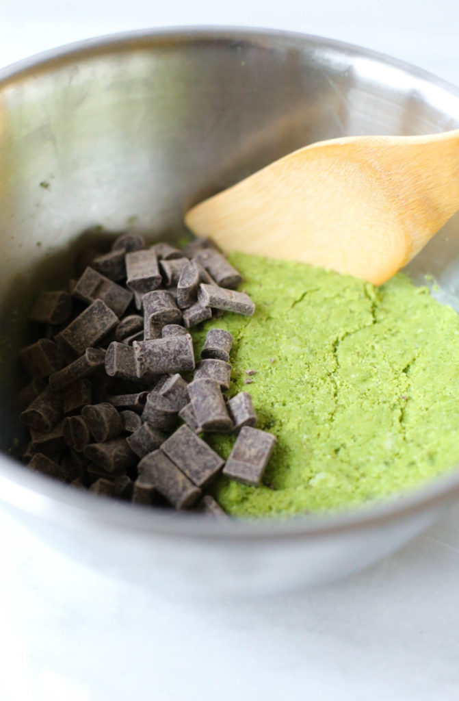 matcha mint chocolate cookie