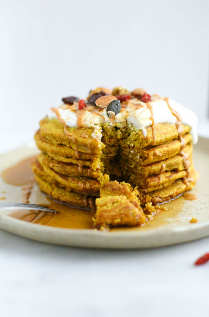 gluten-free, dairy-free, vegan, flourless, healthy, turmeric, cinnamon, breakfast, pancakes