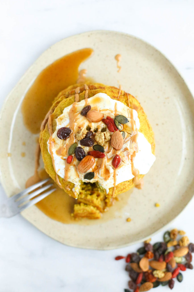 gluten-free, dairy-free, vegan, flourless, healthy, turmeric, cinnamon, breakfast, pancakes