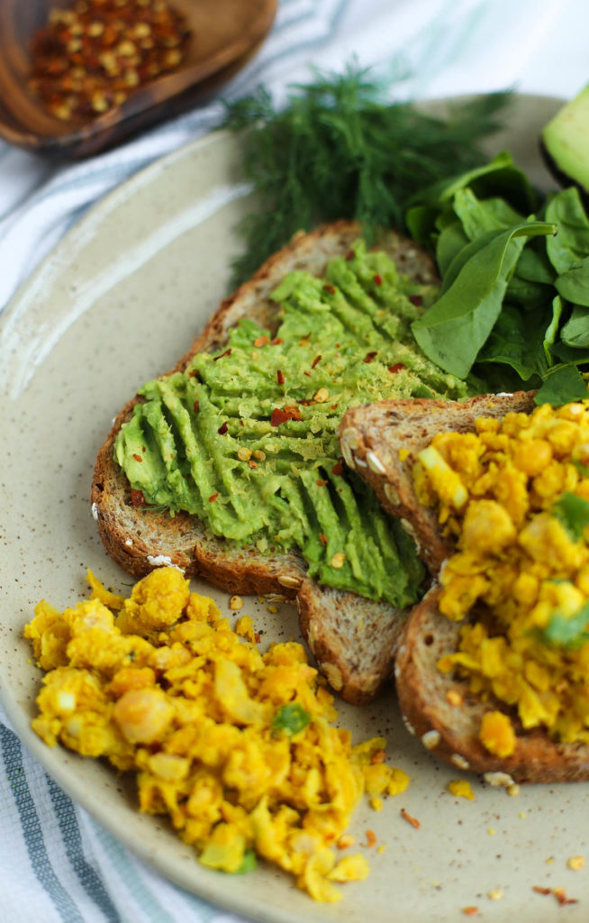 chickpea, scramble, breakfast, healthy recipes, vegan, gluten-free, dairy-free, turmeric, miso