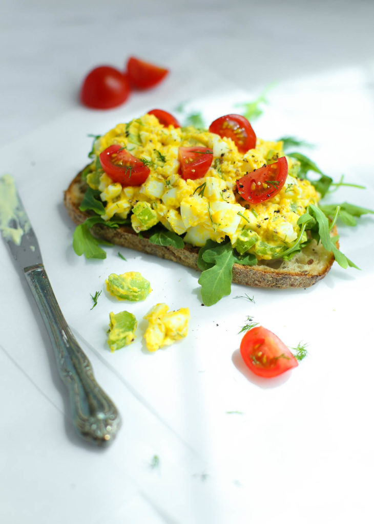 egg salad, sandwich, healthy, dill, skyr, lunch