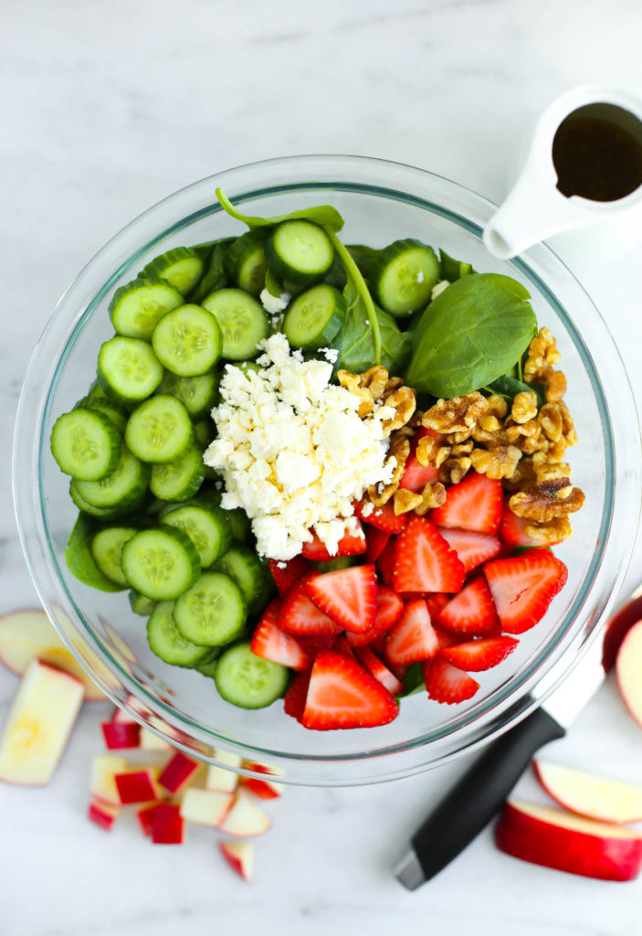 clean eating, cucumber, dinner, everyday meals, healthy recipes, lunch, salad, side dish, simple, spinach, strawberry, summer, vinaigrette