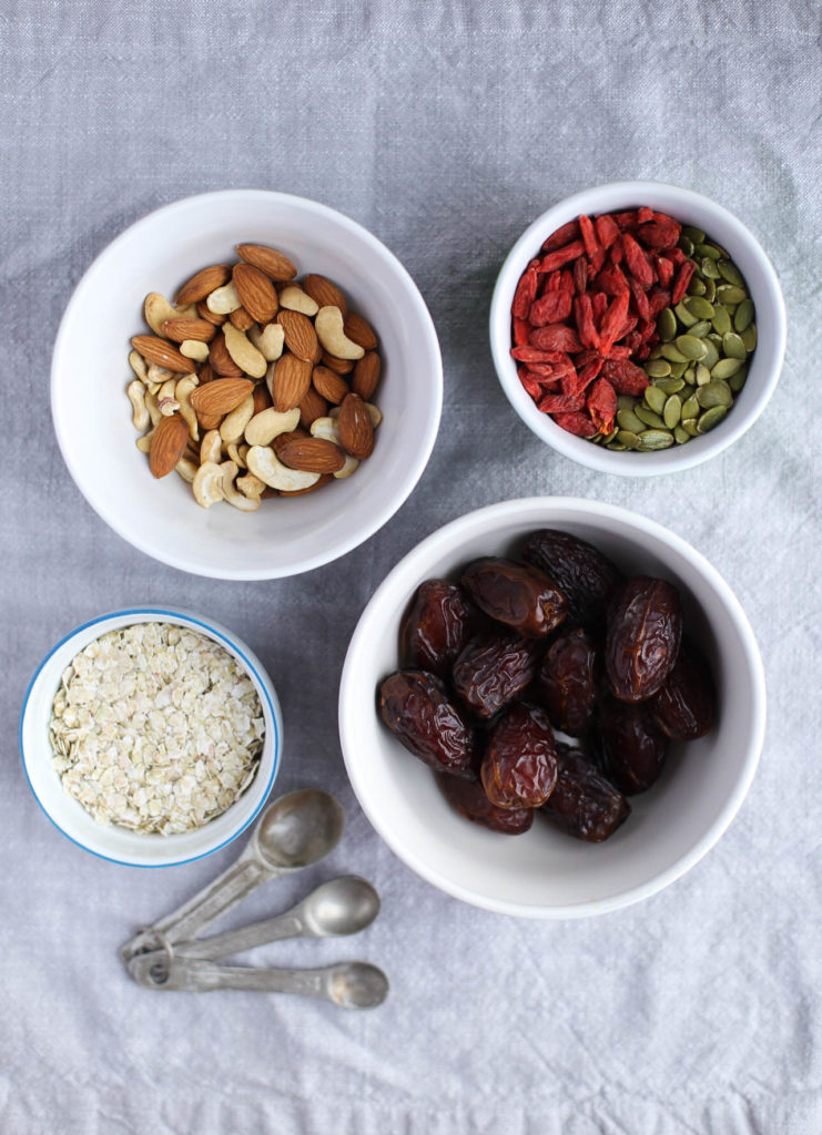 healthy, goji, nut, granola bars