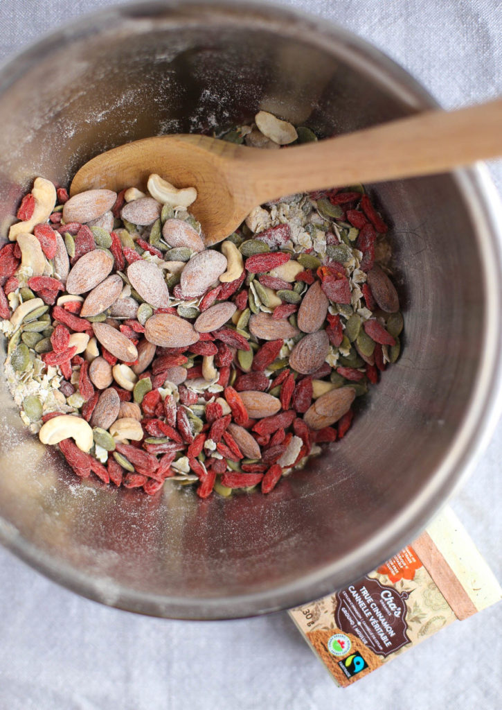 healthy, goji, nut, granola bars