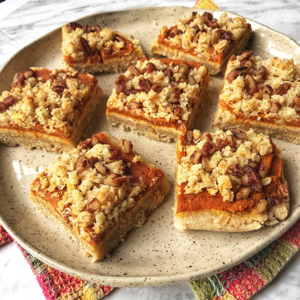 pumpkin, crumble bars, dessert, healthy recipes, fall baking, fall recipes, gluten-free, vegan, dairy-free, refined sugar-free